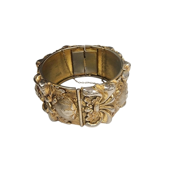 Whiting & Davis Jewelry - Vintage Whiting & Davis Textured Floral Hinged Cuff Bangle Bracelet Gold Tone